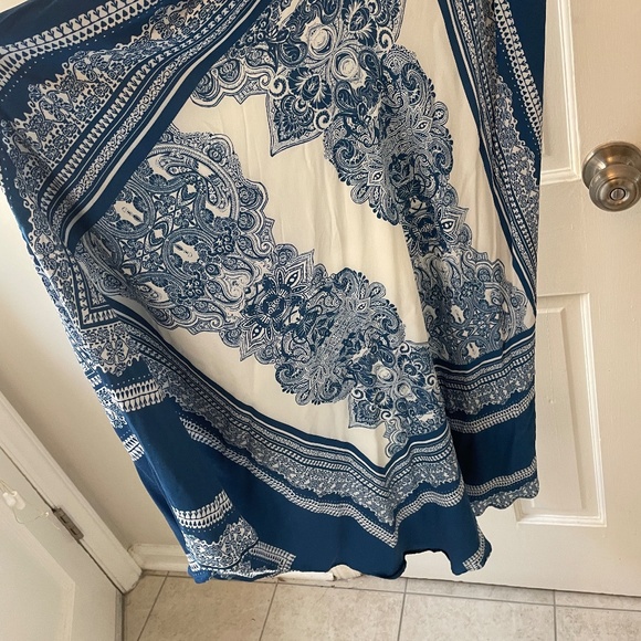 H&M Grecian Blue and White Handkerchief Midi Dress - Picture 4 of 7